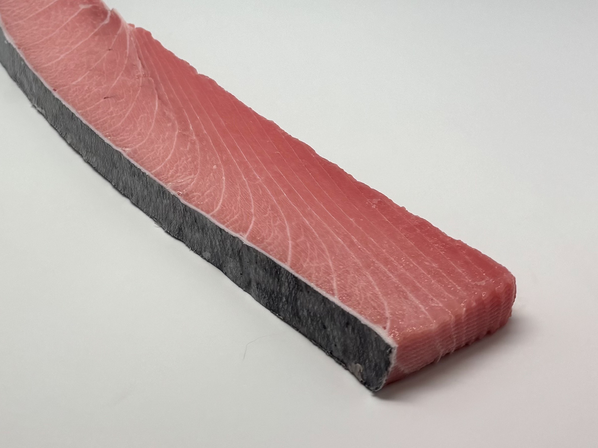 養殖本マグロ大トロ　サク1kg【冷凍】